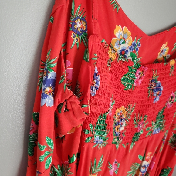 Old Navy red dress - Picture 2 of 5